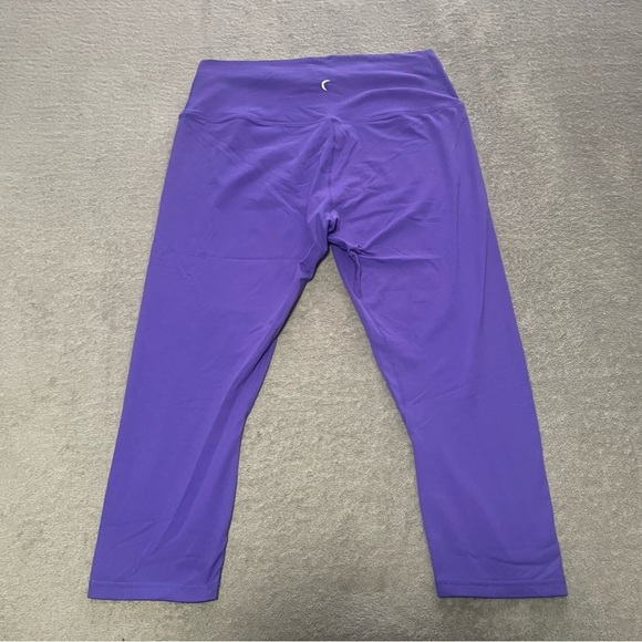 Zyia ascend hi rise 20” capri size 16 to 18 purple - Picture 2 of 6